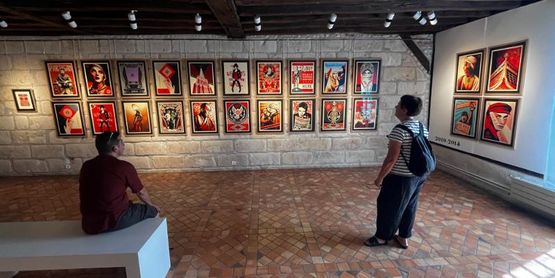 Obey au château de Tours : une expo pop et participative à voir en famille