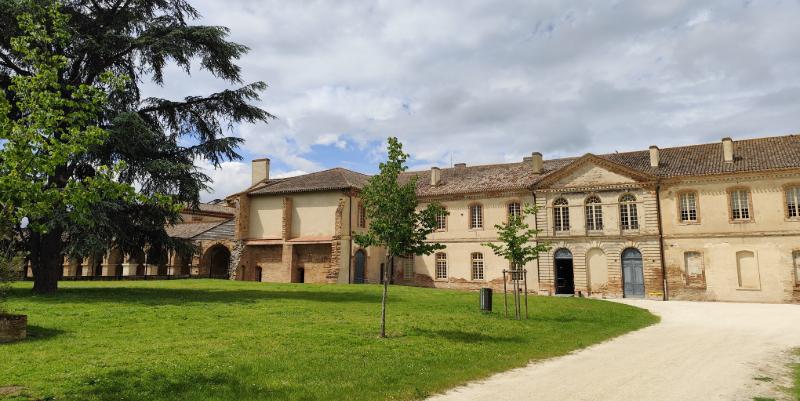 Près de Castelsarrasin, le musée des Arts de la Table raconte l’histoire des repas