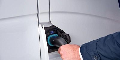 Utilitaires et camions électriques : Aides revalorisées dès le 1er juin 2026