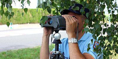 Rouler trop vite peut désormais vous envoyer en prison.